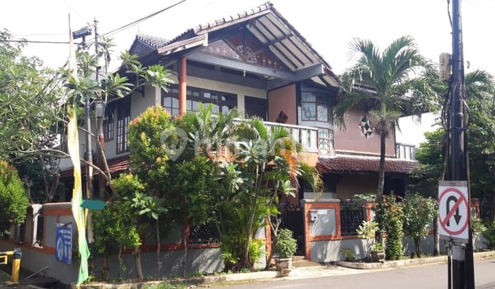 Rumah Mewah Asri dan Sejuk Dalam Komplek Posisi Hook.pondok Kelapa Jakarta Timur
