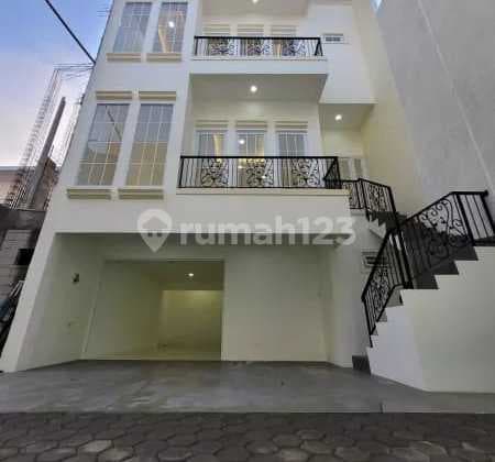 For Sale Rumah Mewah Siap Huni 3 Lantai.kayu Putih Rawamangun