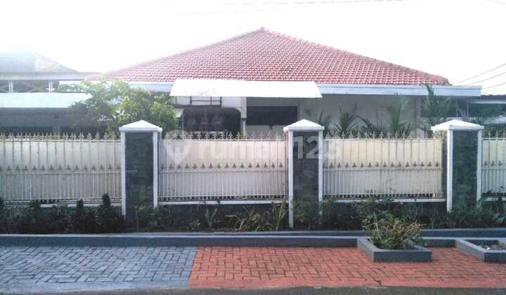 For Quick Sale: Renovated House in the Elite Waringin Permai Complex, Jatiwaringin, East Jakarta