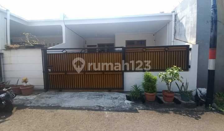 Jual (bu )rumah Siap Huni Dlam Komplek Aman Nyaman Dan Strategis Ptb Duren Sawit