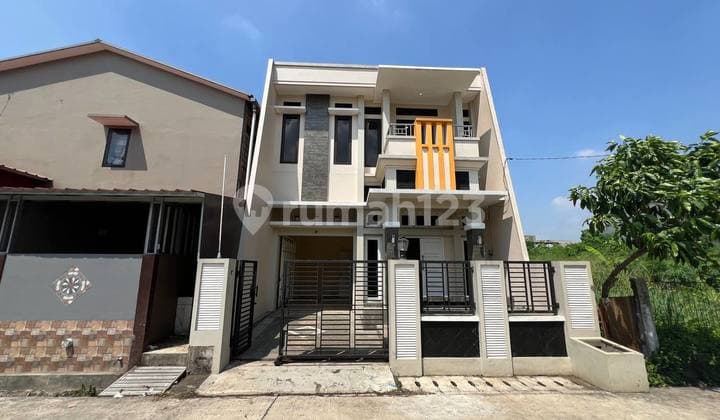 Dijual Cepat Rumah Modern Dan Lega Di Bekasi Timur