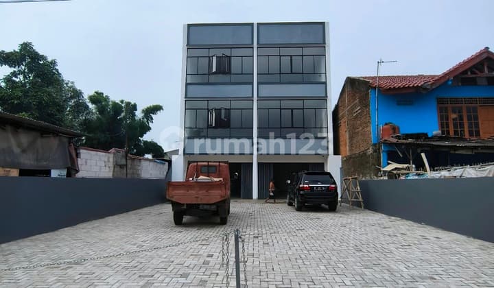 Jual / Sewa Ruko 3 Lantai Siap Huni Ruko Gandeng Jl M Toha Nambo Karawaci Tangerang