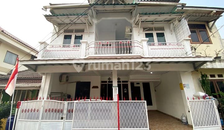 Jual Rumah 2 Lantai Full Renovasi di Perumahan Griya Sangiang Mas, Periuk Kota Tangerang Bebas Banjir