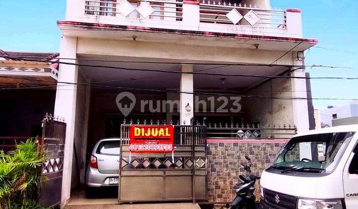 Jual Rumah 3 Lantai di Perumahan Villa Grand Tomang 1 Zona Riviera Tangerang Bebas Banjir