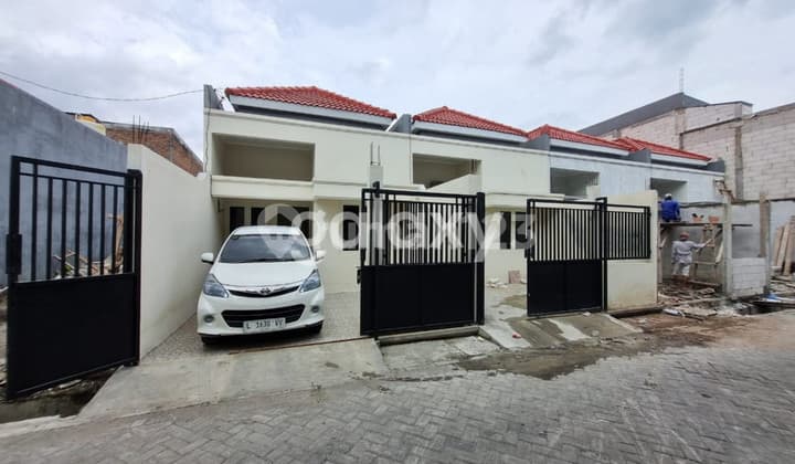 Rumah Baru Siap Huni Lebak Indah Surabaya