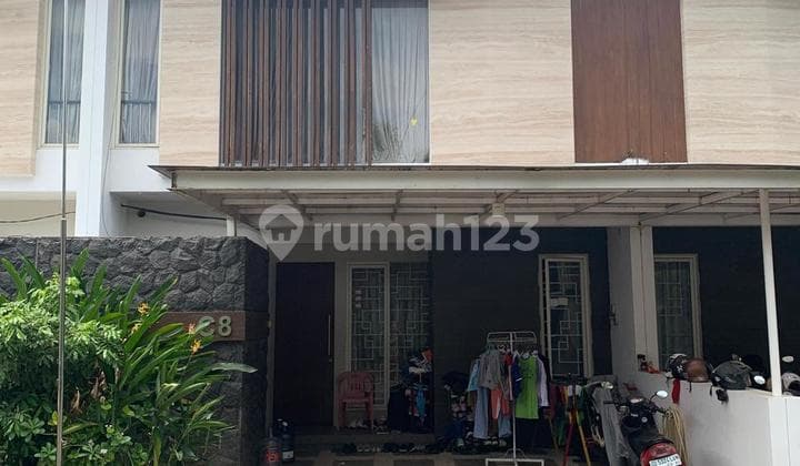 Dijual Rumah Tengah Kota di Green City Makassar