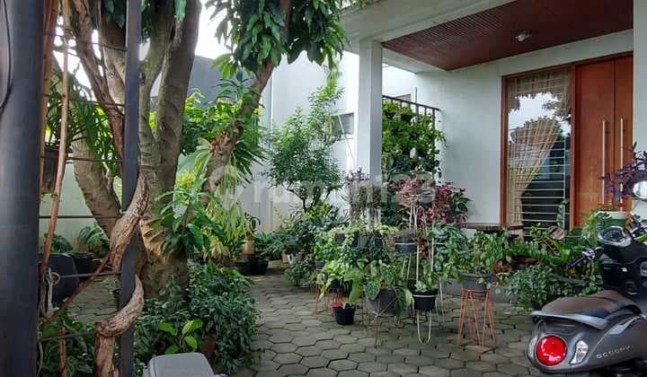 For Sale House in Kav DKI Meruya, West Jakarta 10X25