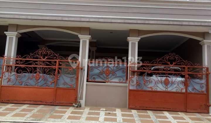 Dijual Rumah di Jalan Sakura, Banjar Wijaya, BSD