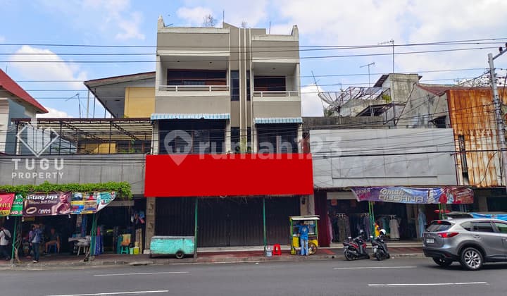 Ruang Usaha 2 Lantai Disewakan di Pusat Perbelanjaan Urip Sumoharjo Jogja, dekat Galeria Mall, RS Bethesda, Kampus UKDW, UGM, XXI Empire, GKJ Gondokusuman