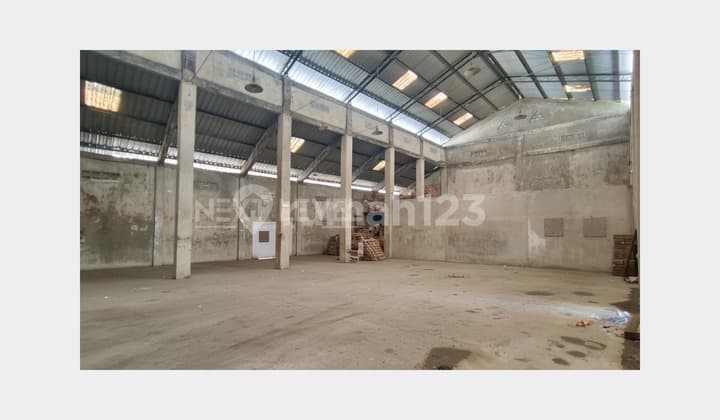Warehouse + Office for Sale in Jogja Bantul, Near Gerabah Kasongan, Puncak Bibis, Kasihan Field, Kasihan Health Center