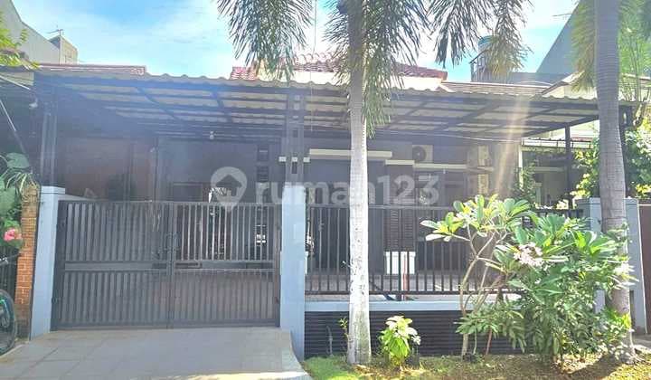 Rumah di Cluster Aralia Kota Harapan Indah Bekasi