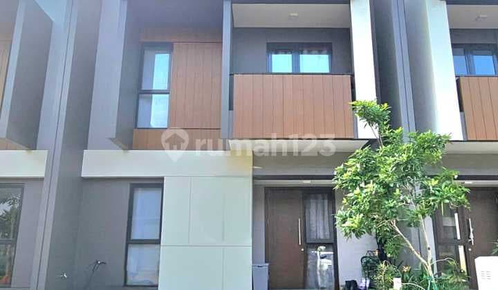 Rumah Bagus di Cluster Regia Summarecon Crown Gading