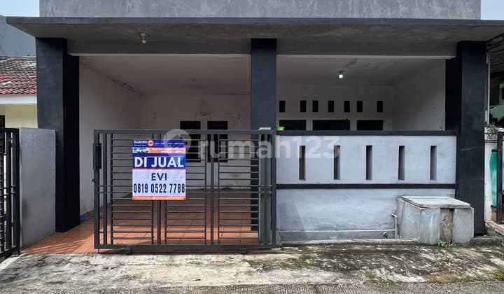Rumah di Tytian Indah Medan Satria Kota Bekasi