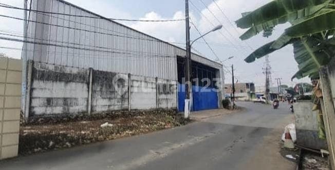 Gudang 1083.0 M² di Pangkalan 2 Bekasi Timur