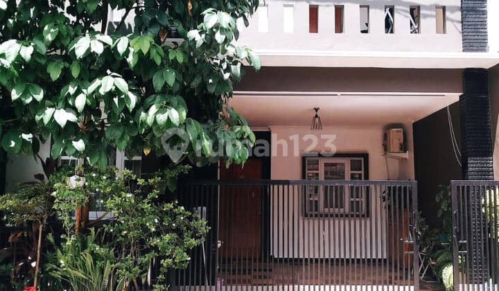 Rumah 2 Lantai di Perumahan Duta Harapan Bekasi Utara