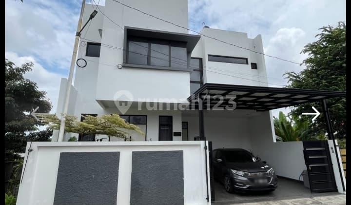 Rumah Mewah Setra Ciwaruga Bandung Utara