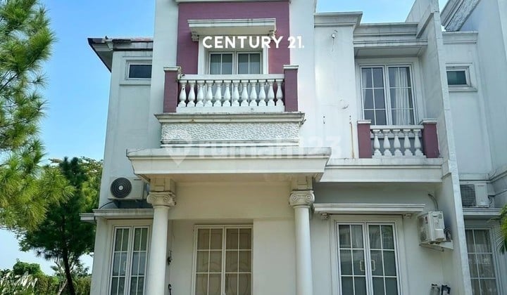 Rumah 2 Lantai Posisi Hook Semi Furnished Di The Oscar Jababeka