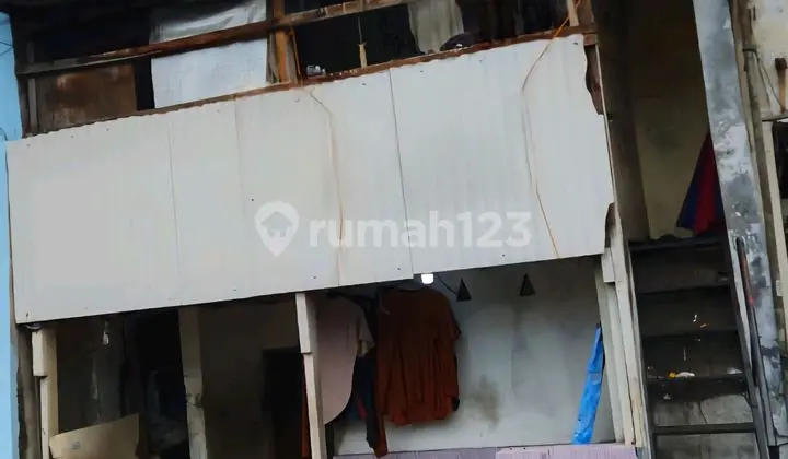 Teluk Gong House Road 2 4x8 Cars