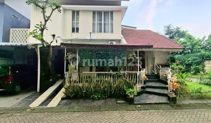 Rumah Posisi Hook Semi Furnished Legalitas SHM Siap Huni, Bintaro