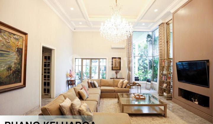 Dijual Rumah Mewah 2 Lantai SHM Ada Kolam Renang Di Pejaaten Barat