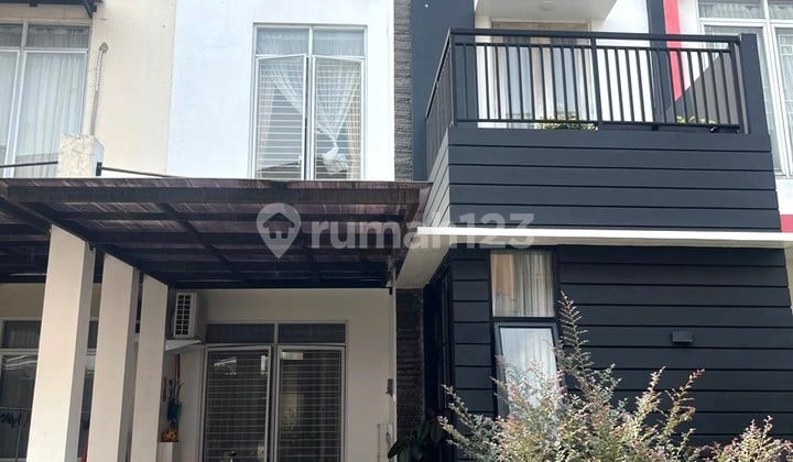 Rumah 2.5 Lantai Semi Furnish Legalitas SHM Siap Huni di Ciputat