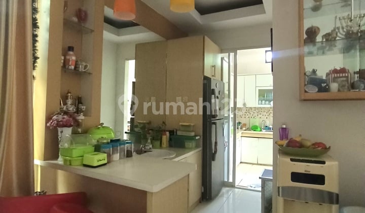 2-Story House Semi Furnished SHM Strategic Location in Bintaro