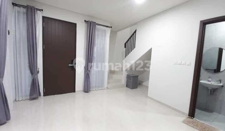 Dijual Rumah Baru Nordic Bintaro Jaya (Posisi Hook)