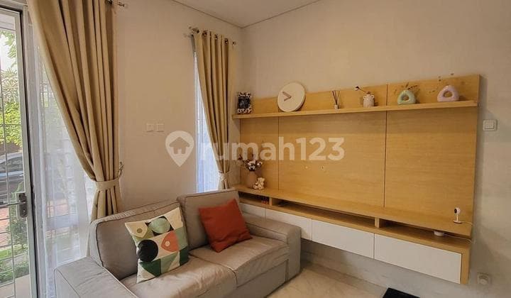 2-Story House with Full Interior Near Toll Gate in Gading Serpong