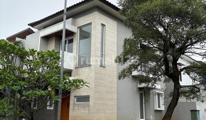 Rumah Hook Baru Dijual Cepat 4 Kamar 2 Lantai di BSD, Tangsel