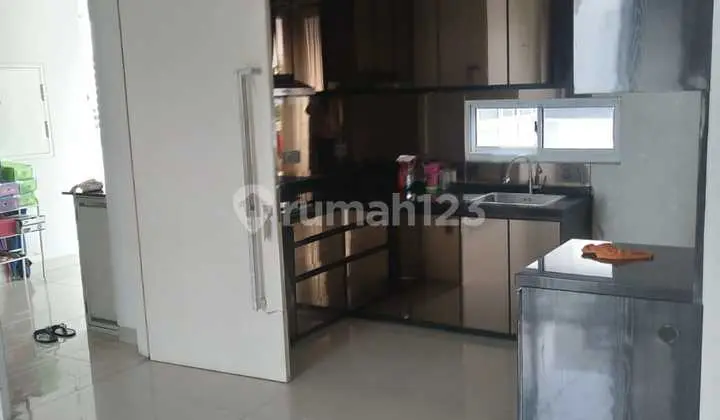 Cheap 3 Bedroom Semi Furnished PPJB Apartment in Summarecon Serpong