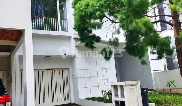Rumah Rapih Siap Huni Bangunan 2 Lantai 3 Kamar, Bintaro Tangsel