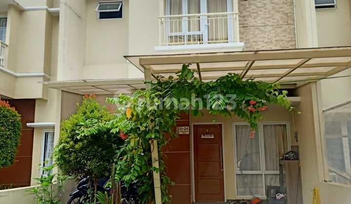 Rumah 2 Lantai Konsep Split Level Lokasi Strategis Dekat Tol