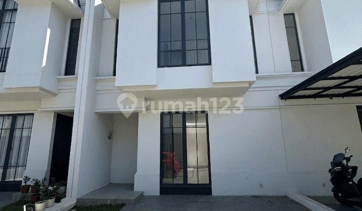 2-Story Unfurnished House Flood-Free Near Station in Bintaro