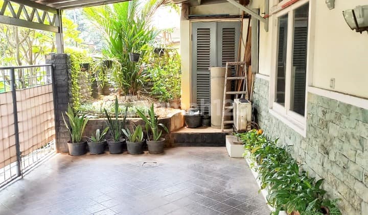 Rumah Bagus dan Rapih di Bintaro Jaya.