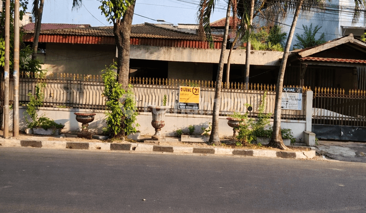 Rumah Mewah di Cempaka Putih Jakarta Pusat Sangat Dekat dengan Rumah Sakit dan Pusat Perkantoran