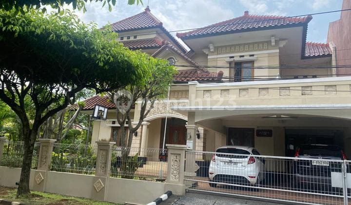 Rumah Mewah di Kawasan Elit Bekasi dengan Sekolah Elit dan Mall