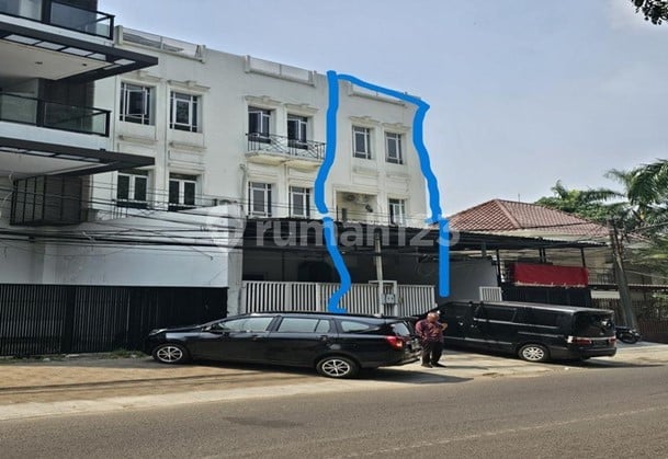 Ruko Bagus 282 m2 HGB Pluit, Jakarta Utara Ruko Bagus 282 m2 HGB Pluit, Jakarta Utara