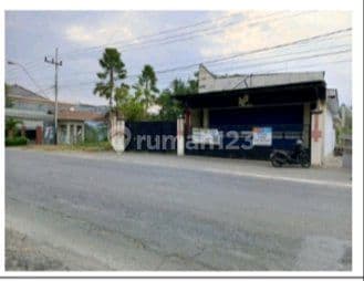 Dijual Rumah dan Toko Jalan Merdeka No 46 Ds Mojowangi Jombang