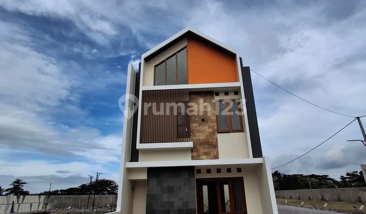Rumah 2 Lantai Solo Baru Harga Terbaik