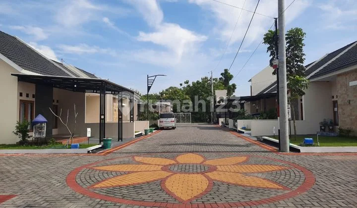 Rumah Modern Minilais Siap Huni Tinggalnit Terakhir Safira Sambon