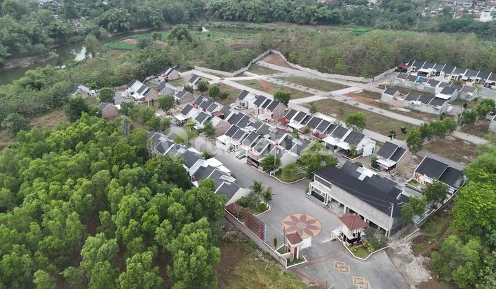 Hunian Rasa Villa Lokasi di Tengah Kota Cocok untuk Slow Living Hunian Rasa Villa Lokasi di Tengah Kota Cocok untuk Slow Living