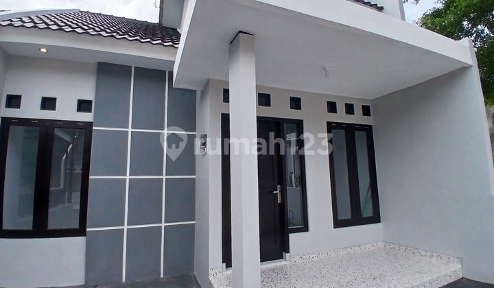 Hunian Bebas Desain Lokasi Strategis Bebas Banjir