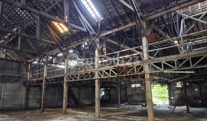 For Rent Industrial Land and WarehouseLocated by the Main Roadside