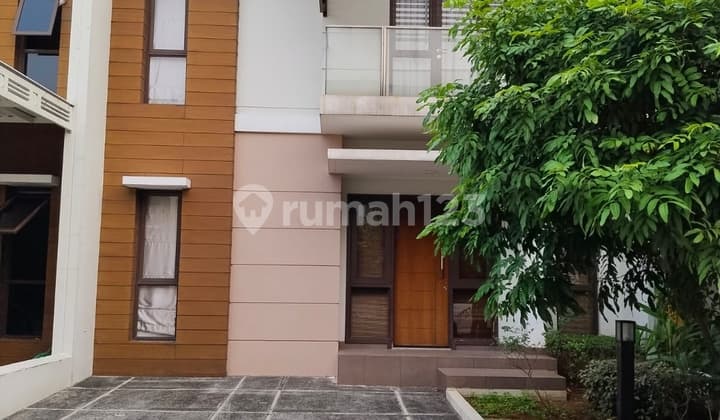 Rumah Esklusif 2 Lantai Luas 104M² di Summarecon Bekasi
