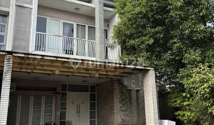 Esklusif Rumah Siap Huni 2 Lantai Luas 200M² di Kelapa Gading