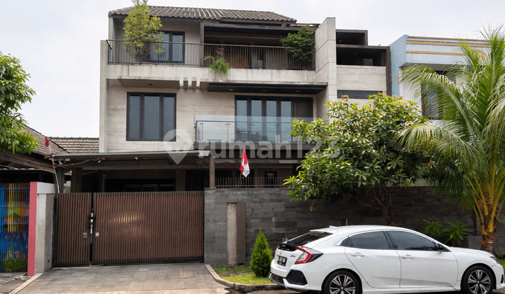 Luxury House Gading Serpong 3 Floors SHM 624M² Indoor Swimming Pool