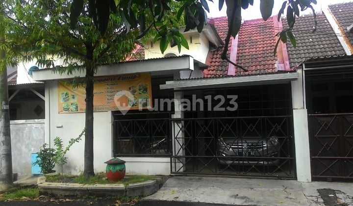 Dijamin Termurah Nego Sampai Deal Rumah 1,5 Lantai di Taman Pondok Indah Wiyung
