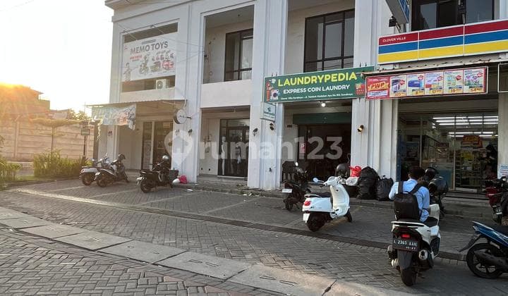 Nego Sampai Deal Ruko 2 Lantai Tipe Paling Pojok di Cloverville Rungkut Surabaya Selangkah ke Oerr