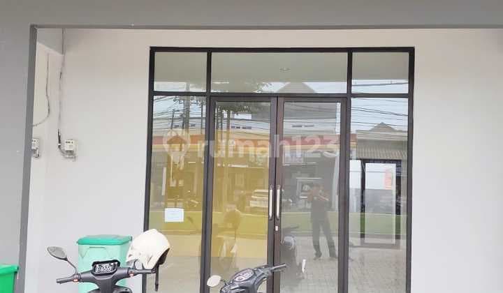 Dijual Ruko Nego Siap Huni Cocok untuk Usaha Apotek Dll di Taman Sukodono Regency