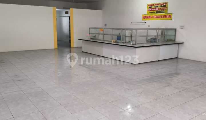Shop Ready for Use for Sale in Labruk, Lumajang Regency